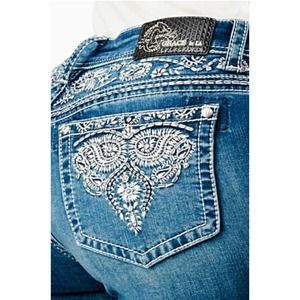 Grace in LA Women's Yoke Embroidered Pockets Stretch Bootcut Jeans